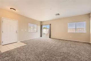 Photo #3: 2697595 Listing