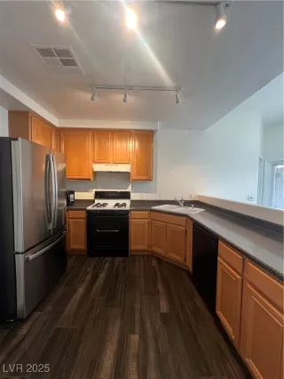 Photo #5: 2697625 Listing 