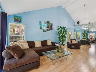 Photo #2: 2697664 Listing 