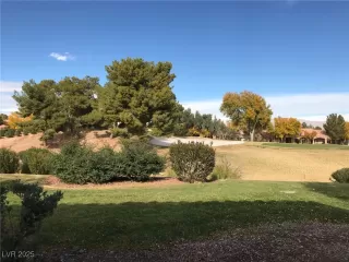 Photo #2: 2697675 Listing 