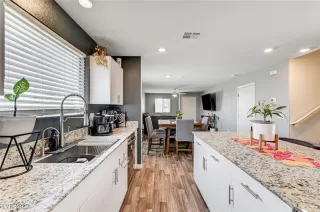 Photo #5: 2697682 Listing 