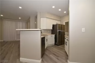 Photo #2: 2697744 Listing