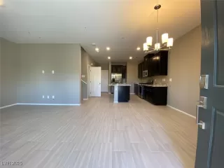 Photo #2: 2697778 Listing