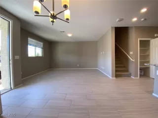 Photo #3: 2697778 Listing