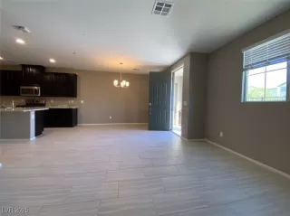 Photo #4: 2697778 Listing