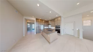 Photo #2: 2697803 Listing 