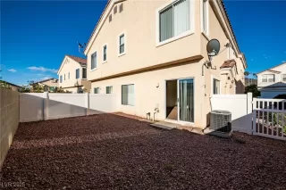 Photo #1: 2697812 Listing 