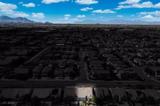 Photo #6: 2697820 Listing