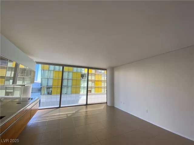 MLS: 2697824 Condo For Sale