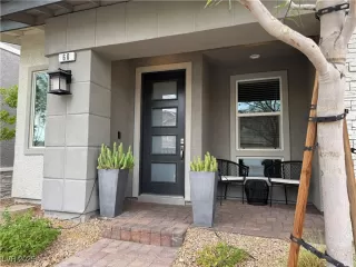 Photo #3: 2697858 Listing