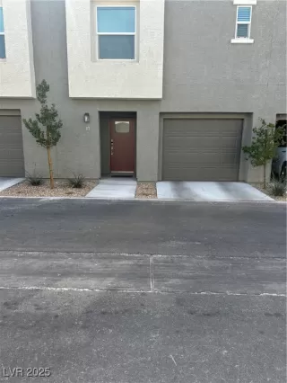 Primary Photo for MLS#: 2697876