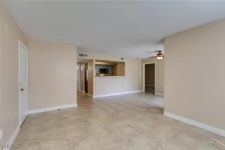 Photo #4: 2697902 Listing 