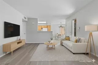 Photo #2: 2697913 Listing 