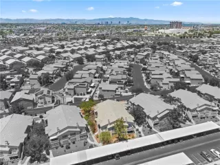 Photo #4: 2697913 Listing 