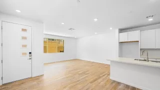 Photo #3: 2697916 Listing 