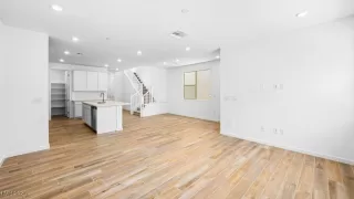 Photo #4: 2697916 Listing 