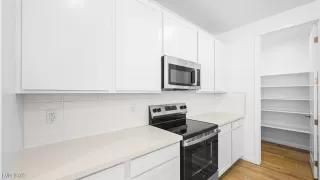 Photo #6: 2697916 Listing 