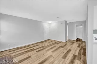 Photo #6: 2697921 Listing 