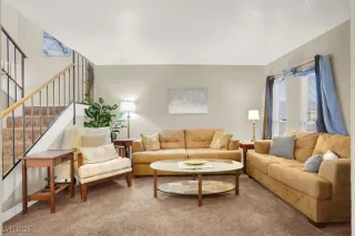 Photo #3: 2697939 Listing 