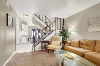 Photo #4: 2697939 Listing 