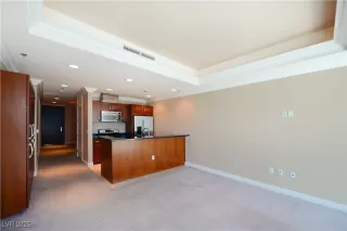 Photo #1: 2697994 Listing 