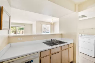 Photo #6: 2698046 Listing