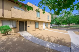 Photo #2: 2698051 Listing