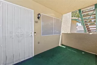 Photo #3: 2698061 Listing 