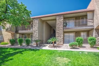 Photo #2: 2698074 Listing