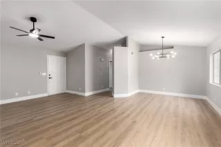 Photo #4: 2698077 Listing 