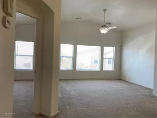 Photo #2: 2698080 Listing 