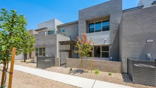 Photo #1: 2698086 Listing