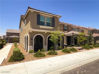 Photo #1: 2698118 Listing 