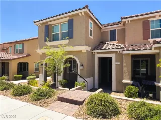 Photo #2: 2698118 Listing 