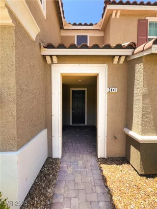 Photo #4: 2698118 Listing 