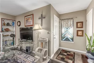 Photo #5: 2698119 Listing 