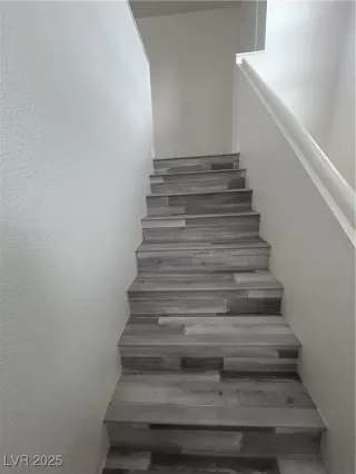 Photo #3: 2698122 Listing 