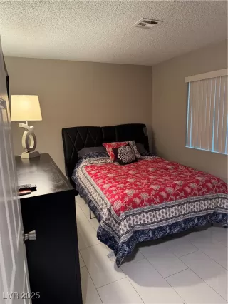 Photo #3: 2698156 Listing 