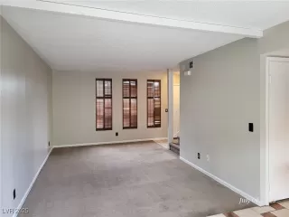 Photo #1: 2698174 Listing 