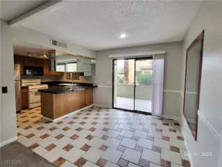 Photo #3: 2698174 Listing 