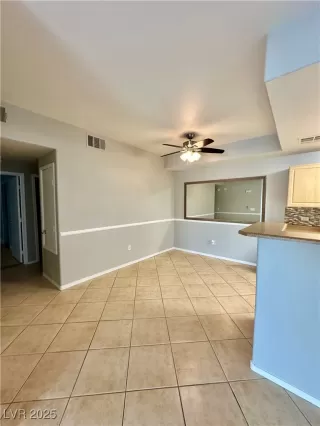 Photo #4: 2698209 Listing