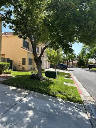 Photo #4: 2698258 Listing 