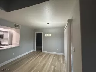 Photo #2: 2698271 Listing 