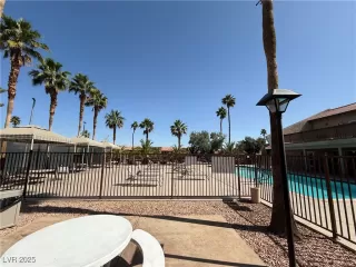 Photo #4: 2698287 Listing 