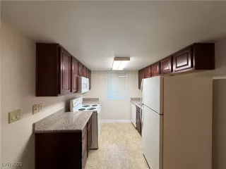 Photo #6: 2698287 Listing 