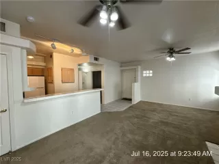 Photo #3: 2698296 Listing 