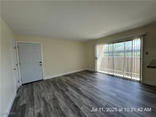 Photo #4: 2698326 Listing 