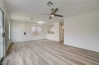 Photo #2: 2698329 Listing 