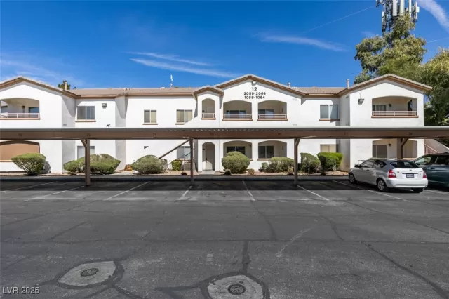 MLS: 2698335 Condo For Sale