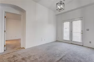 Photo #2: 2698341 Listing 